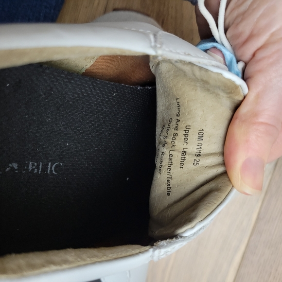 Banana Republic Thane Leather Trainer Sneaker White Leather Sz. 10M - Picture 5 of 16